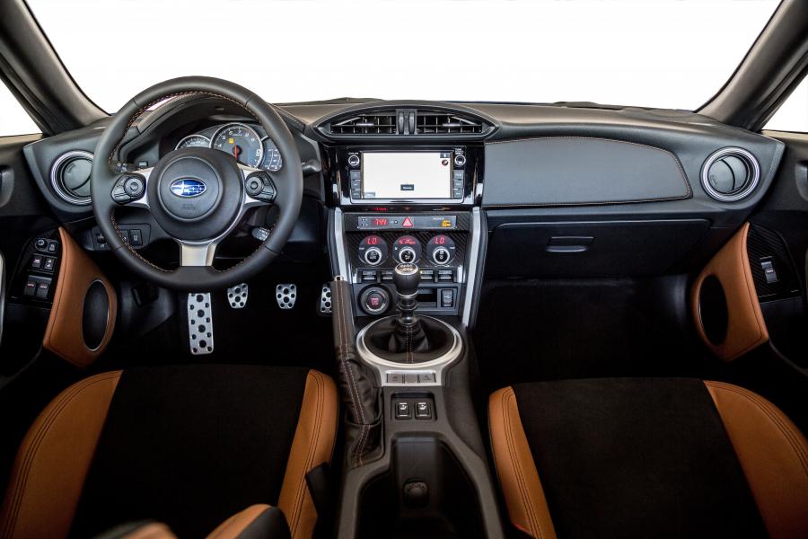 Торпедо Subaru BRZ Special Edition (ZC6) 2019 года  (ES) (фото 38 из 40)